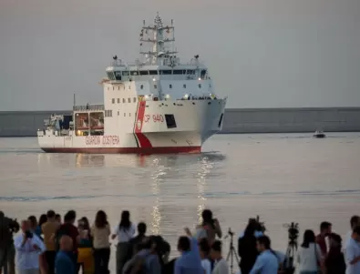 7 души загинаха при обръщане на лодка с мигранти 