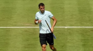 {{ otherArticle[0].article.title }}