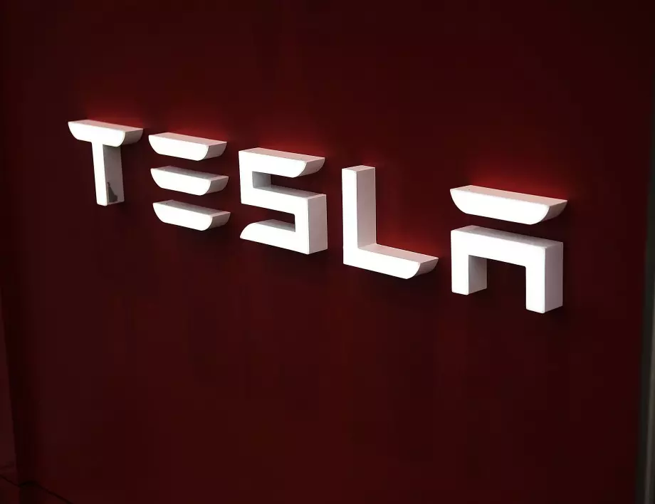 Tesla вече е най-скъпият американски автомобилен производител