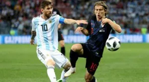 Съпругата на Меси първа го подкрепи след резила (СНИМКА)