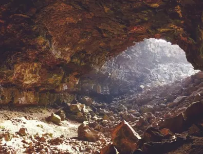 Къде се намира най-дългата пещера в България?