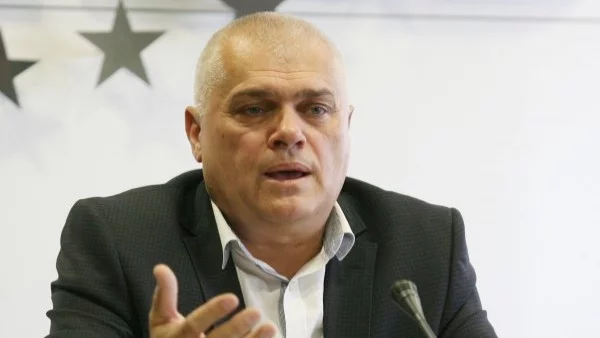 Гледайте резултатите, не ни слушайте