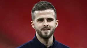 Пянич: Защо докато всички са солидарни, ние трябва да играем с Русия