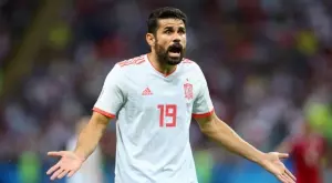 10 футболисти, които са представяли две държави в различни моменти от кариерата си