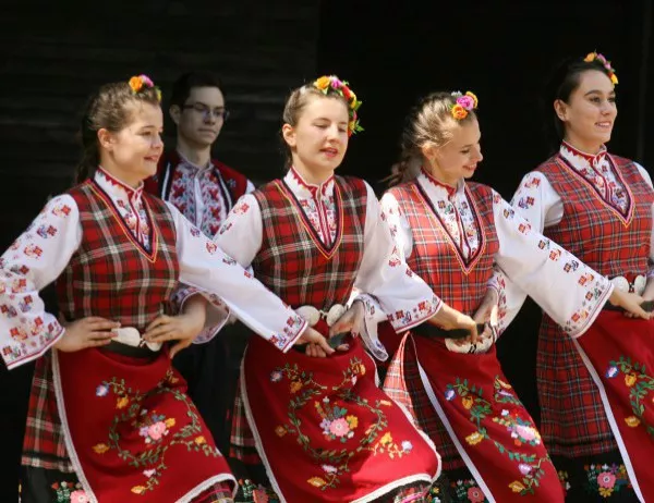 Започва международният фолклорен фестивал в Бургас
