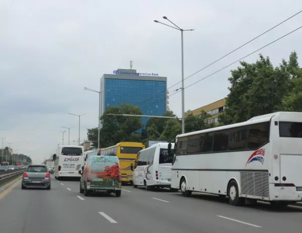 Борисов спря за момента ключов законопроект за превозвачите, те спират протестите