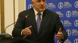 Борисов предложи помощ на Гърция за гасенето на смъртоносните пожари