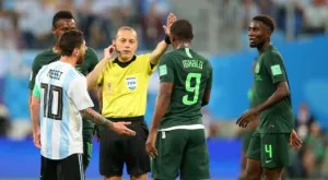 Джунейт Чакър "удари" едно рамо на Аржентина по пътя към 1/8-финалите (ВИДЕО)