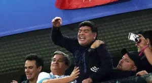 Диего Марадона успокои феновете  за състоянието си