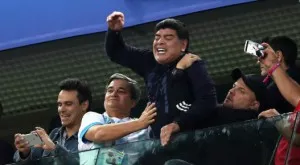 {{ otherArticle[0].article.title }}