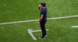 Льов бе приет в болница, няма да води Германия в предстоящите квалификации