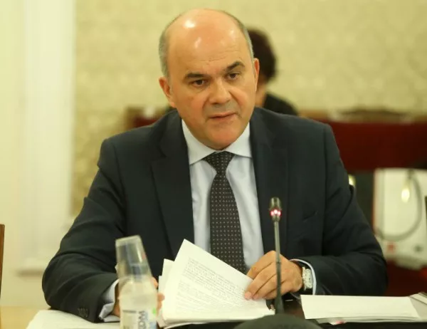 Депутатите ще изслушат Бисер Петков за хората с увреждания