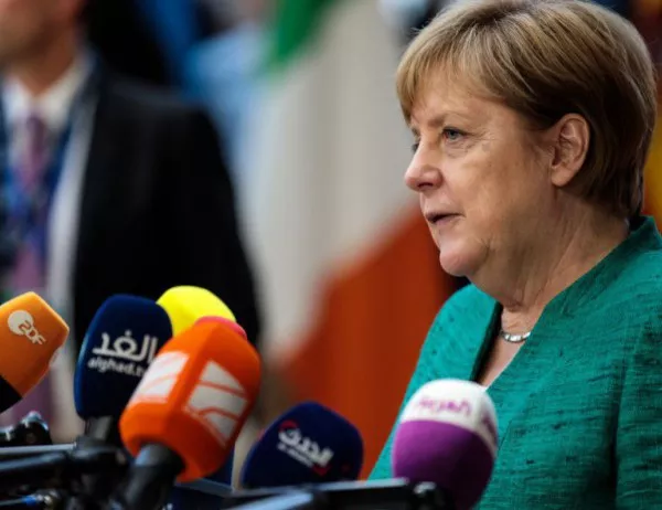 Ангела Меркел ще увеличи разходите на Германия за отбрана