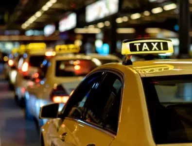 Стачка на таксиметровите шофьори в Атина и Солун блокира трафика