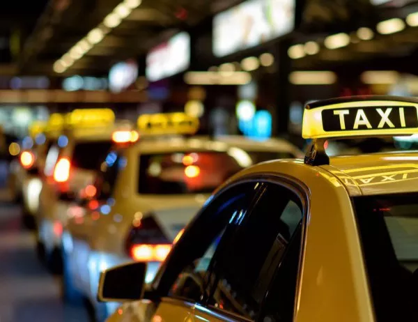 Стачка на таксиметровите шофьор в Мадрид и Барселона