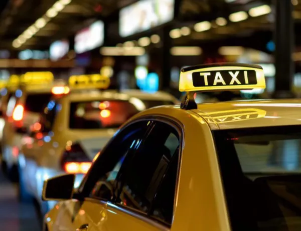 Нощни проверки на такситата в Бургас 