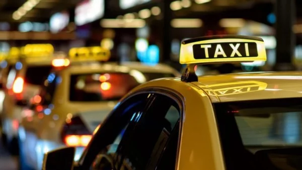 Нощни проверки на такситата в Бургас 