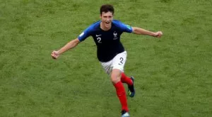 Английски гранд влезе в битката за Бенжамен Павар