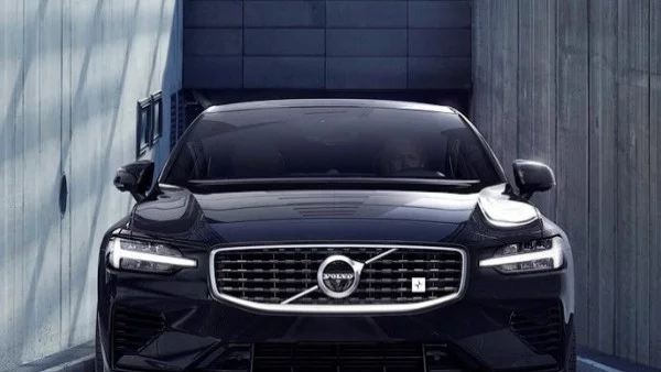 Разграбиха най-бързото Volvo S60 само за 39 минути