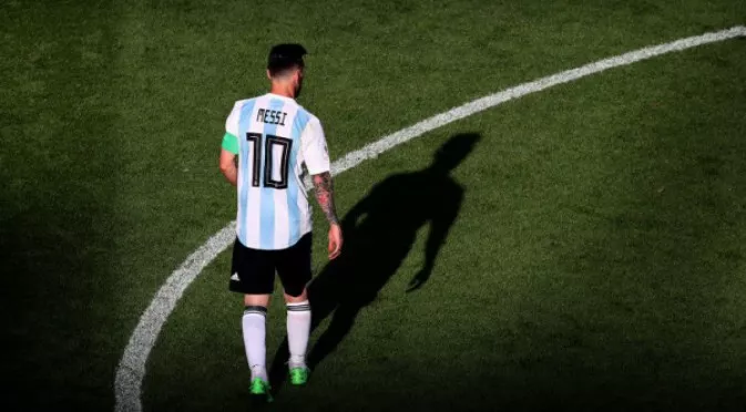 Най-лошият момент за Меси с Аржентина: Останал сам, плачейки