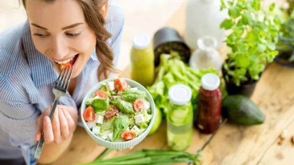 Експерт: Пълнее се от нехранене