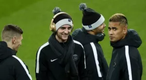 Барселона се разбра с Адриен Рабио, остана най-трудното