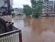 Заради безмилостните наводнения: Повече от 22 000 души са евакуирани от Тюменска и Оренбургска област
