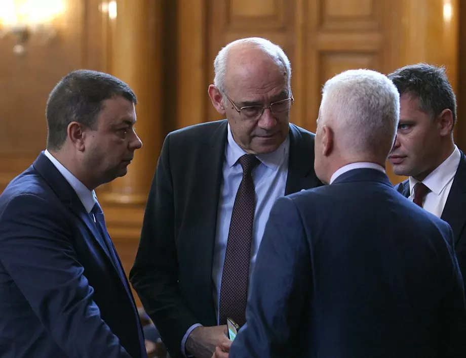 Депутатите ще умуват за правила за избор на нов КЕВР 