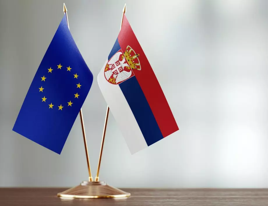 RUSI: Сърбия успешно балансира между Русия и Китай 