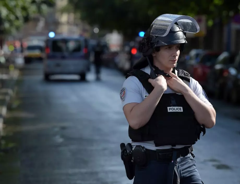 Десетки арестувани от полицията при протестите в Париж