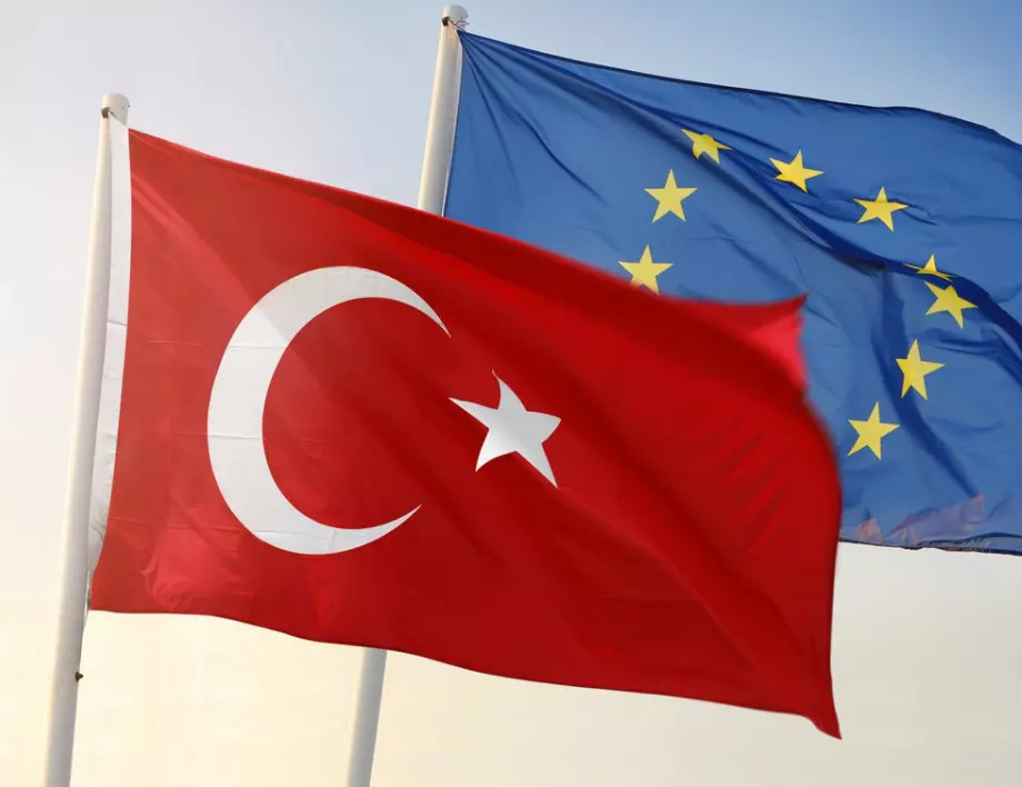 ЕС изрази сериозно безпокойство във връзка с репресиите в Турция