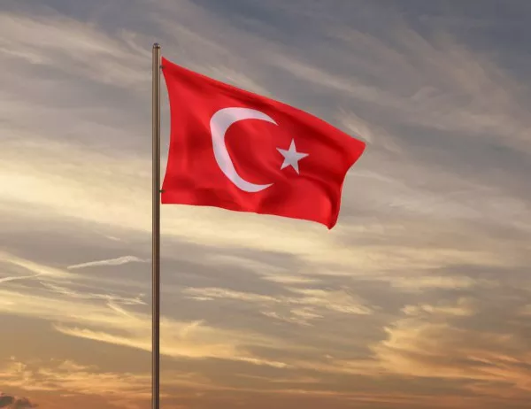 Турската полиция задържа противоречив писател и телевизионен проповедник