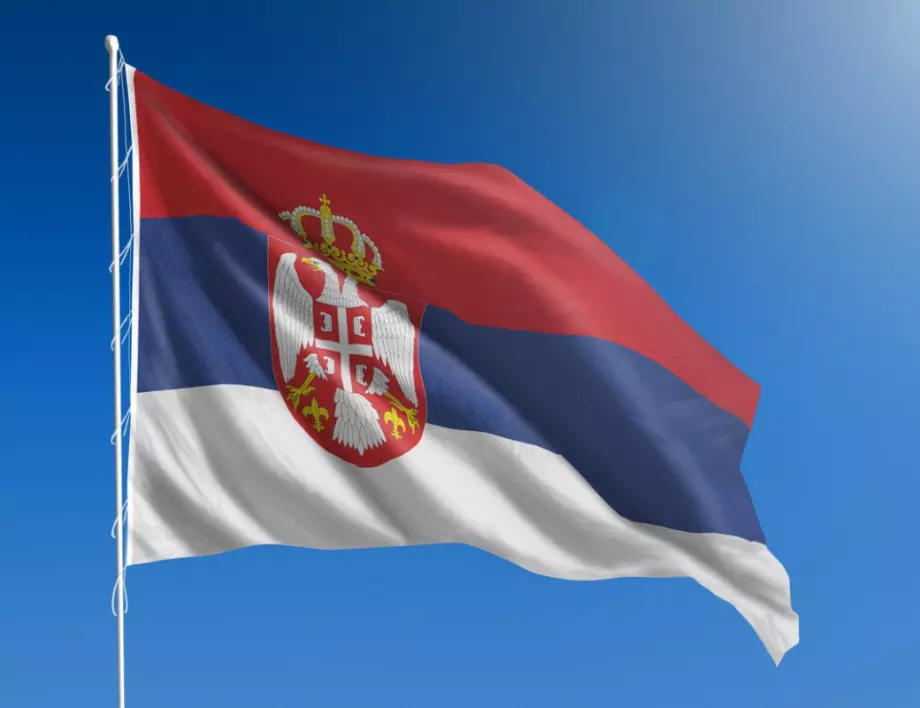 Сърбия обмисля връщането на задължителната военна служба 