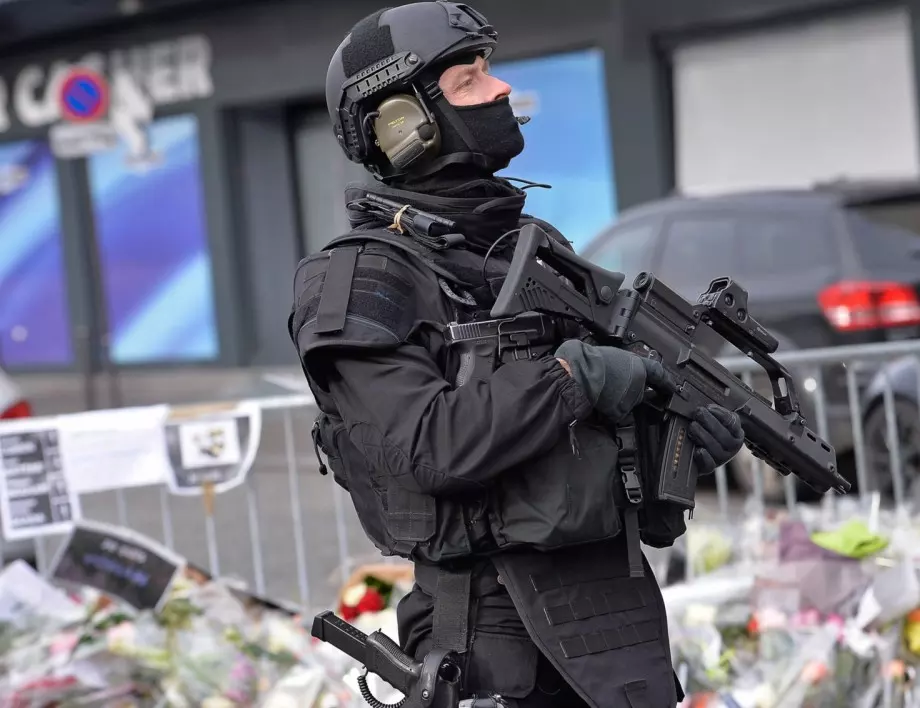 Неонацисти подготвяли терористична атака във Франция