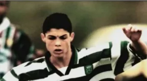 {{ otherArticle[0].article.title }}