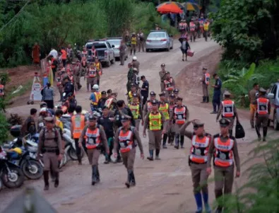 Всички деца, хванати в пещерата в Тайланд, вече са спасени