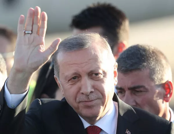 Ердоган: Да атакуват икономиката ни е като да атакуват религията ни