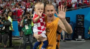 Гневни заради Вукоевич украинци сринаха рейтинга на ФИФА във Facebook до дъното