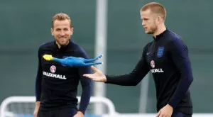 ВИДЕО+СНИМКИ: Англия включи в тренировката си гумени цветни пилета