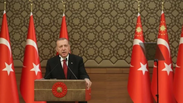 Кризата в Турция: Анкара не може да разчита на подкрепа от арабския свят