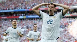 {{ otherArticle[0].article.title }}