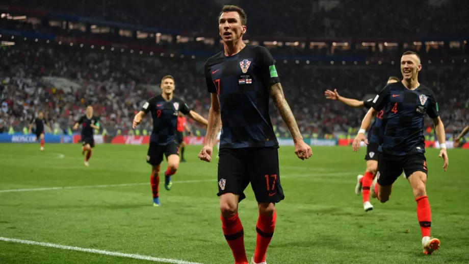 Как Англия опита неспортсменски да вкара на празнуващата Хърватия (ВИДЕО)
