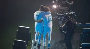 {{ otherArticle[0].article.title }}