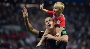 И голям клуб в Испания пожела Домагой Вида