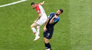 ВИДЕО: Ето кои бяха феновете, нахлули на Франция - Хърватия