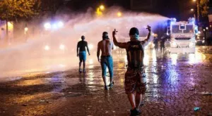 Размирици в Париж след спечелването на Мондиала (ВИДЕО)