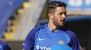 Стоянович праща Буш на резервната скамейка