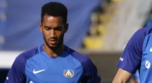 {{ otherArticle[0].article.title }}