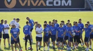 {{ otherArticle[0].article.title }}