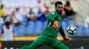 "Лео Меси на вратарите", който може да превърне Ливърпул в реален кандидат за титлата